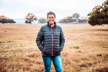 Load image into Gallery viewer, Women&#39;s Clarevale Puffer Jacket
